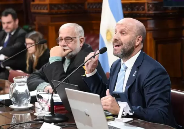 Reunin de la Comisin de Justicia y Asuntos Penales el 10 de Julio del 2024, en el Saln Illa del Senado de la Nacin.