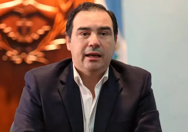 Gustavo Vald�s, gobernador de Corrientes.