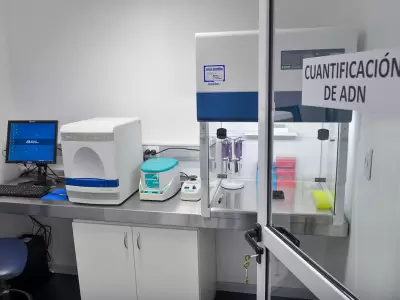 Laboratorio del registro de huellas genticas