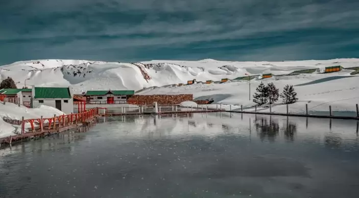 La reapertura del centro invernal de Copahue se produjo el jueves, tras aos sin actividades.