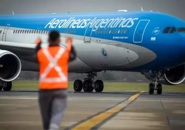 Aerolneas Argentinas.