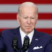 El envejecimiento del cerebro y el caso Biden: salud cognitiva al límite