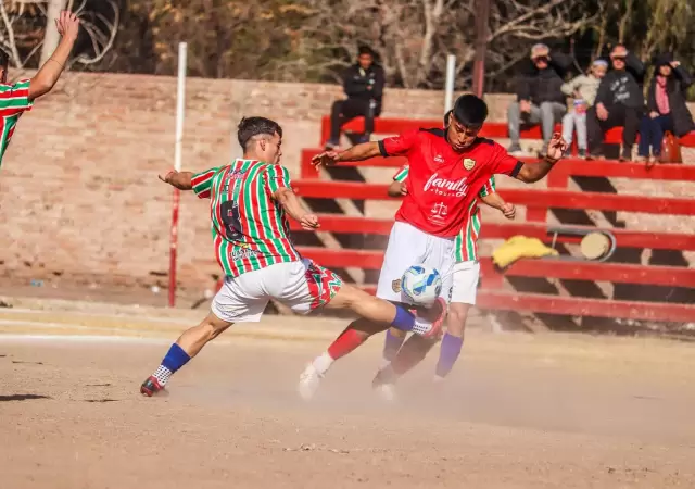 Volvi el ftbol mendocino con el torneo Clausura