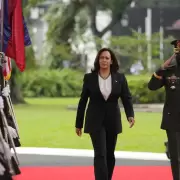 Los demcratas recuperaron el aliento, pero la pregunta es: a Kamala le da el pin?