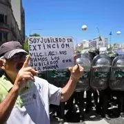 Jubilados volvern a marchar al Congreso contra el veto a la movilidad jubilatoria