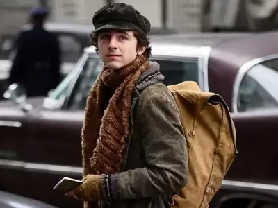 Timothe Chalamet se transforma en Bob Dylan en su biopic