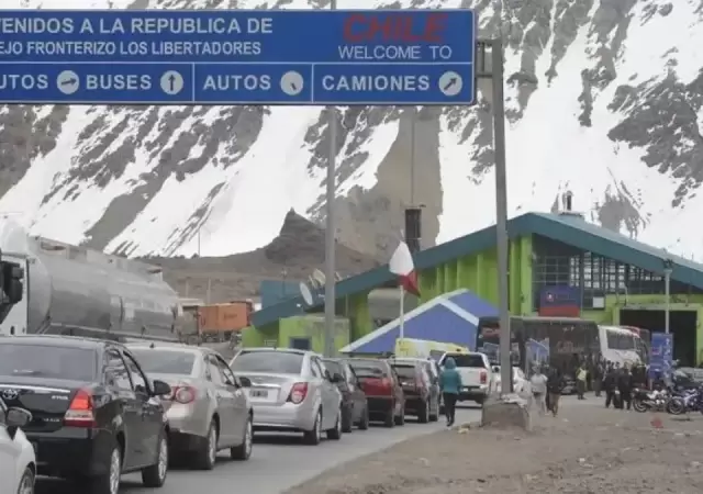 Paso a Chile.