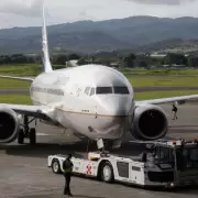 Elecciones transparentes... Vuelo de expresidentes retenido en Panam