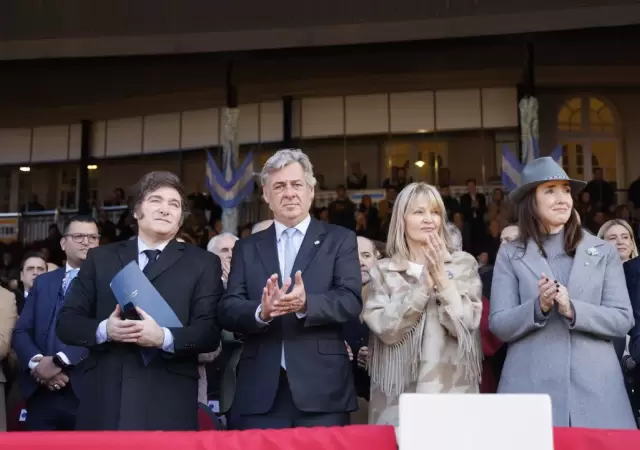 Milei, Pino y Villarruel en la inauguracin de la Exposicin Rural.