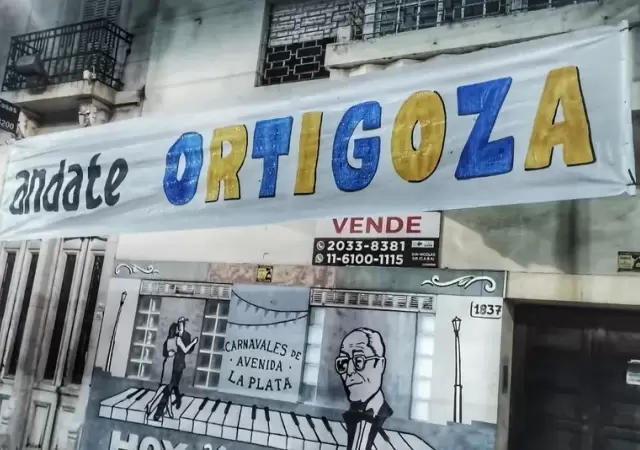 El cartel contra Ortigoza que apareci en Avenida La Plata