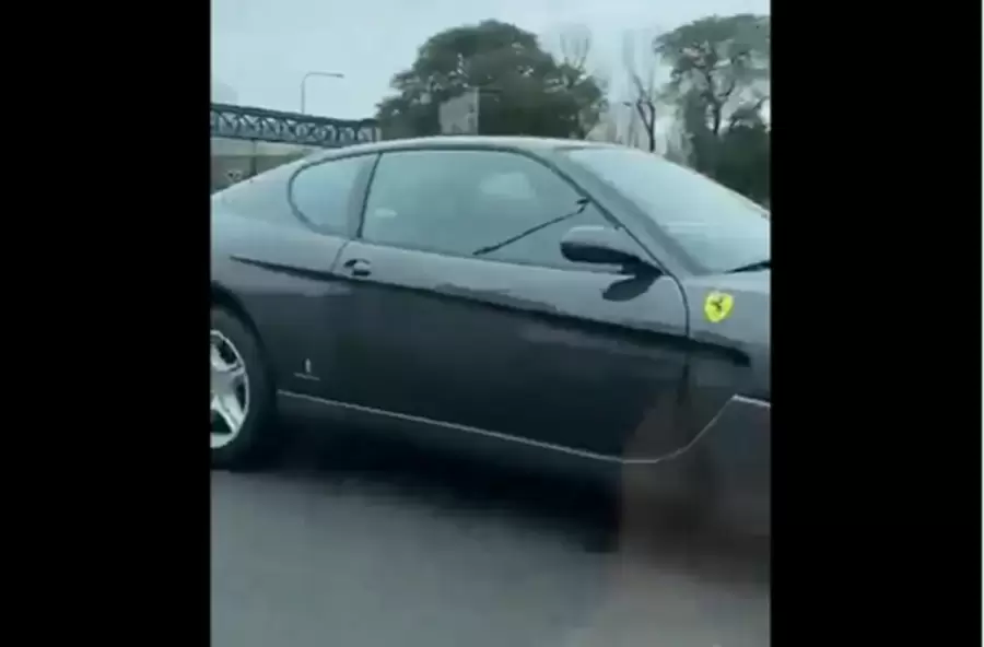 Maniobras - Ferrari