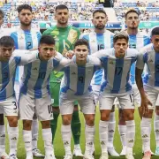 En un duelo caliente, Argentina y Francia definen el paso a semis en ftbol