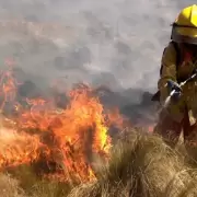 Taf del Valle:  el fuego est intratable y los incendios afectaron ms de 1.200 hectreas