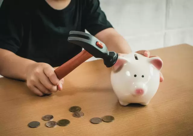 La mayora de los argentinos estn "quemando" ahorros para llegar a fin de mes.