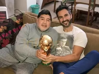 Diego Maradona y el mdico Leopoldo Luque.