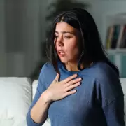 La "generación conectada": el vínculo entre el uso de redes y los ataques de ansiedad