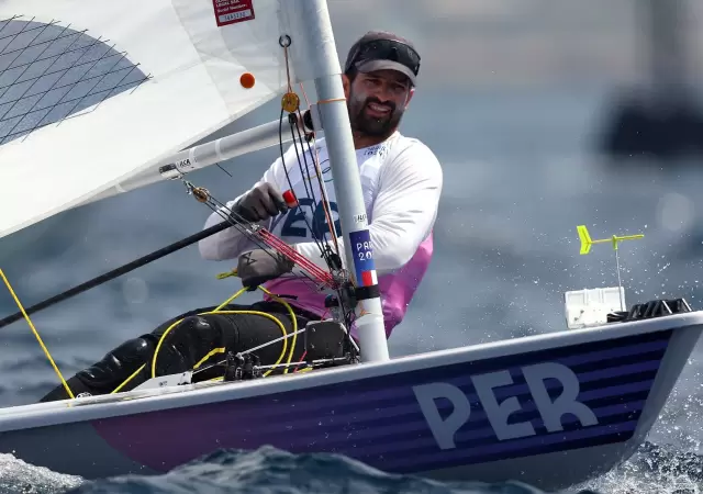 El peruano obtuvo una medalla para su pas luego de 32 aos