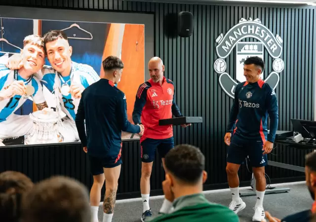 Presentacin especial en Carrington para nuestros ganadores de la Copa Amrica.