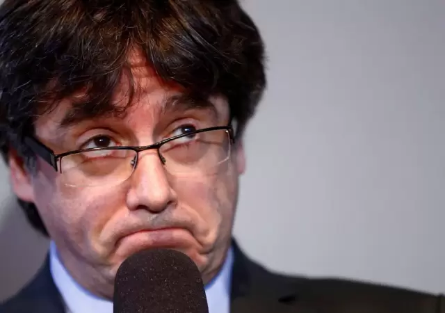 Carles Puigdemont logr una huida que deja en ridculo a la polica espaola