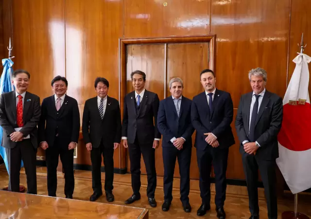 Reunion con representantes japoneses.