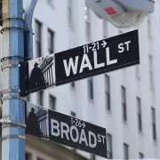 Wall Street: cobran US$ 200 mil al ao pero trabajan hasta desmayarse