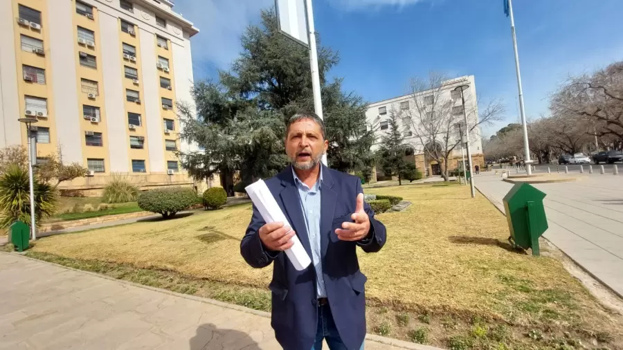 Carlos Daparo, titular del Colegio Profesional de Licenciados en Administracin de Mendoza.