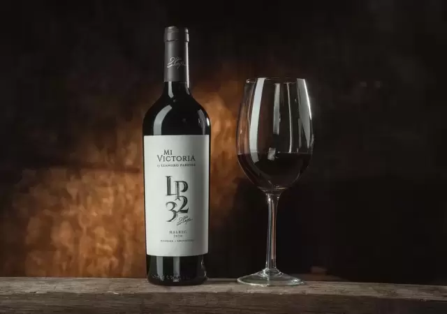 El ltimo lanzamiento del vino de Paredes.