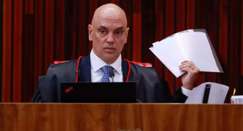 El Supremo Tribunal Federal Alexandre de Moraes oblig a la red social X a cerrar su oficina en Brasil.