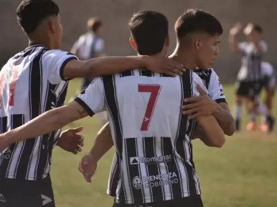 Gimnasia gole de visitante a Algarrobal