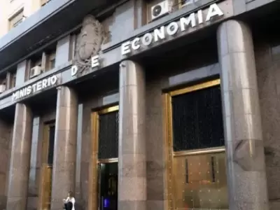 Derogan normas que obligaban a las empresas a dar informacin