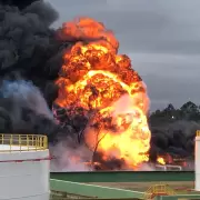 Un incendio en una planta de YPF aterroriz a toda una ciudad