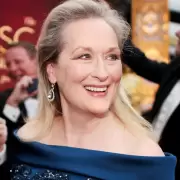 Meryl Streep se topa con cupido en Only Murders in the Building