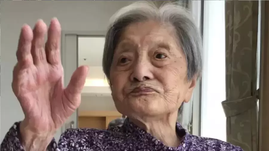 La mujer ms longeva del mundo naci cuando se realiz la primera transmisin de larga distancia, desde la Torre Eiffel