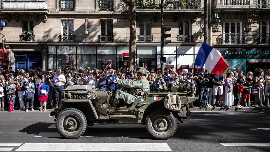 Desfile por la liberacin de Pars.