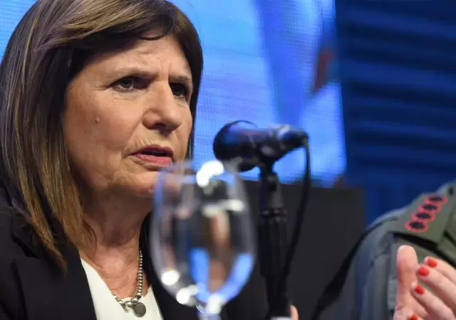 Patricia Bullrich: "Una persona que tiene una condena pierde sus privilegios"