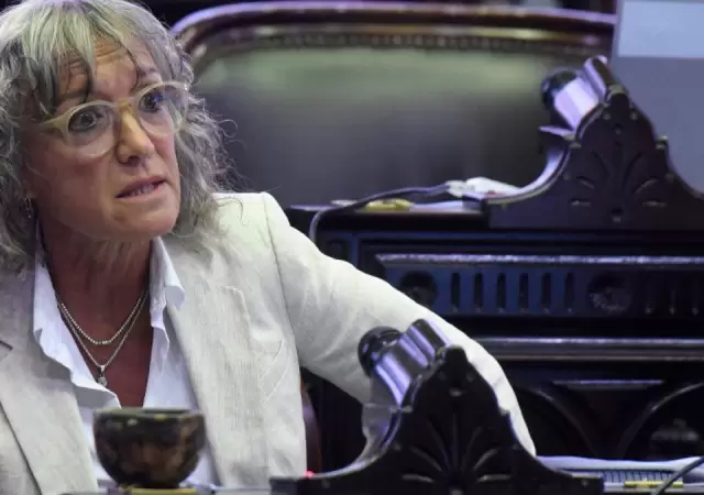 M�nica Frade.