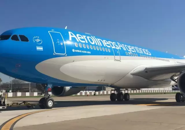 Aerolneas Argentinas.