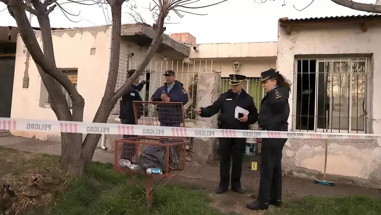 Prendi fuego a su hermana y a su sobrina por disputas de una herencia