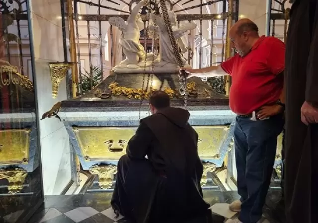 Estudio del Sepulcro de Santa Teresa en Alba de Tormes