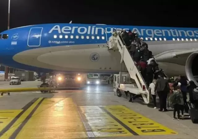 Vol de noche y ahorr un 50%! Aerolneas Argentinas reaviva el turismo interno