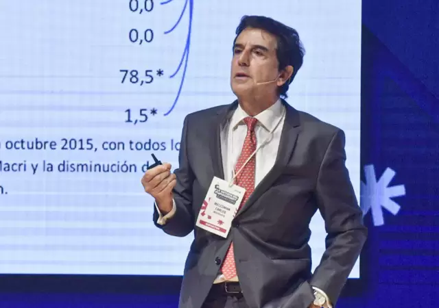 El economista Carlos Melconian, muy crtico de la gestin que lleva Luis Caputo, el ministro de economa./