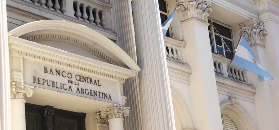El BCRA sali� a comprar 92 millones de d�lares, y las reservas se ubican ahora en los 27.439 millones
