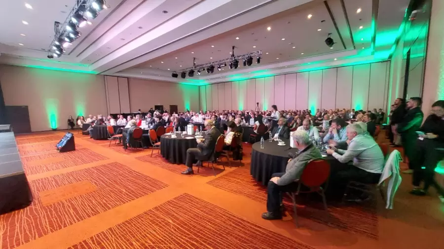 Convencion anual del IAEF