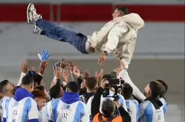 Fideo tuvo su merecido homenaje en la previa.