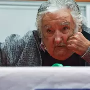 Pepe Mujica continua con complicaciones por la radioterapia