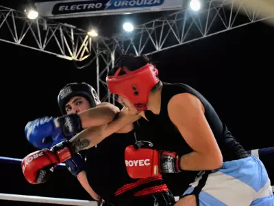 El Guantes de Oro brill en la Federacin/Jorge Mrquez