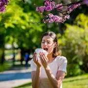 Esto es lo que puedes hacer para prevenir la rinitis alrgica