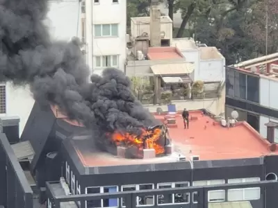 Feroz incendio en un edificio de Retiro