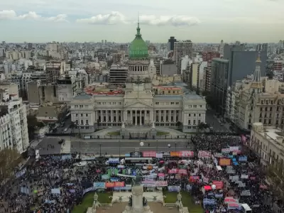 Tensiones y enfrentamientos en las protestas contra el veto a la ley jubilatoria