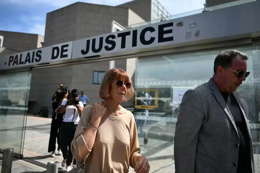 Gisele Pelicot, ante el Palacio de Justicia donde se llevar a cabo el juicio